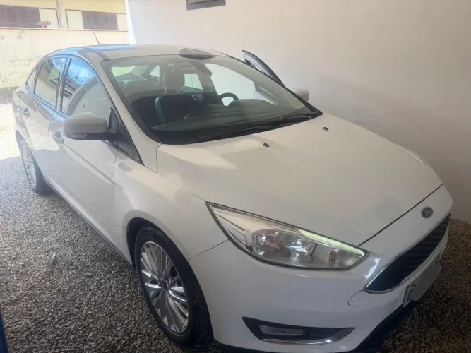 Ford Focus Fastback Se/se Plus 2.0 Flex Aut. 2018