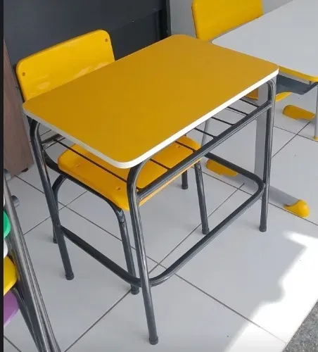 MÓVEIS ESCOLARES MESAS E CADEIRAS VALORES VARIADOS
