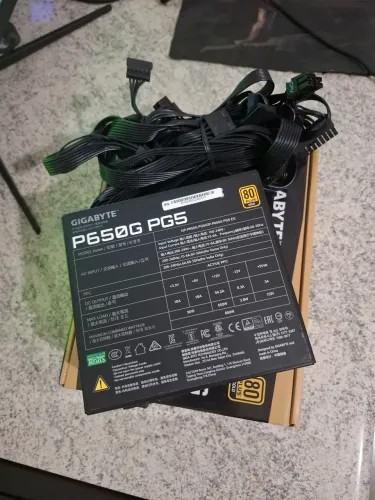 Fonte Gigabyte P650G PG5 650W 80 Plus Gold