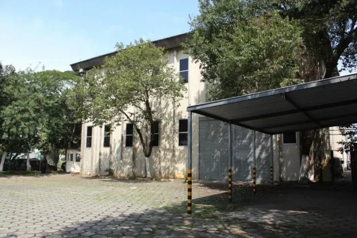 Imóvel para venda possui 2194 metros quadrados em Jurubatuba - São Paulo - SP