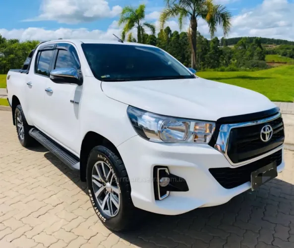 Toyota Hilux CD 4X4 2.8 Diesel Mec. 2020