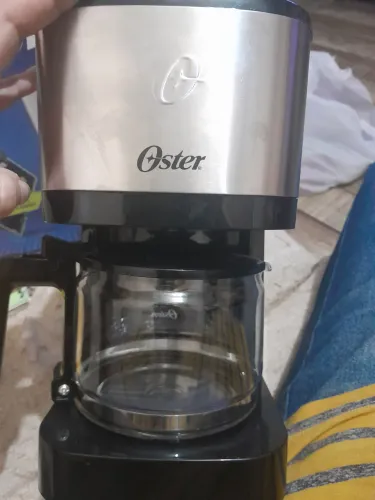 Cafeteira  Oster novíssima.