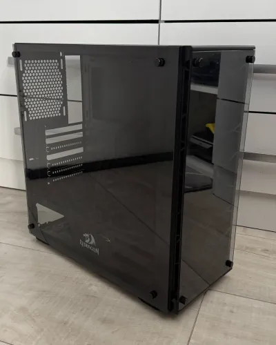  Gabinete Redragon Wheel Jack (Black)