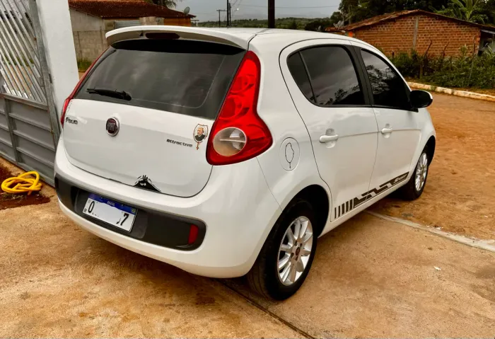 Fiat Palio Attractive 1.0 EVO Fire Flex 8V 5P 2015