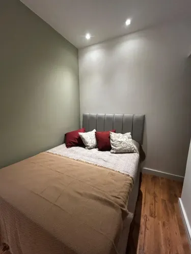 Kitnet - Studio Lindo, novinho, mobiliado, s/fiador - Porto Maravilha (Santo Cristo)