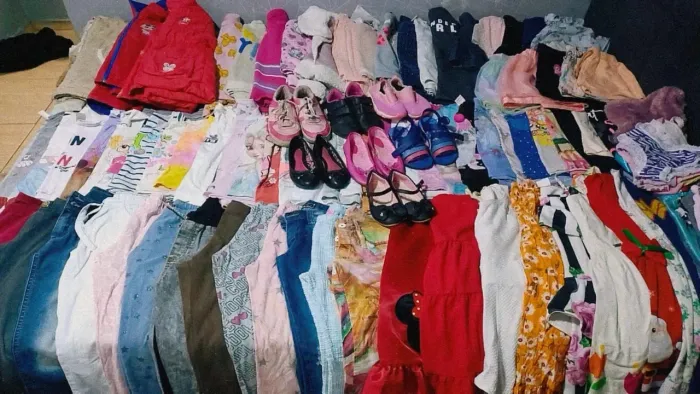 Roupas de menina veste 6 até 8 anos com 93 peças de inverno e verão