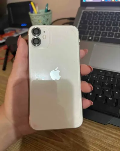 iPhone 11 64 Go