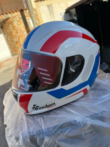 Capacete honda