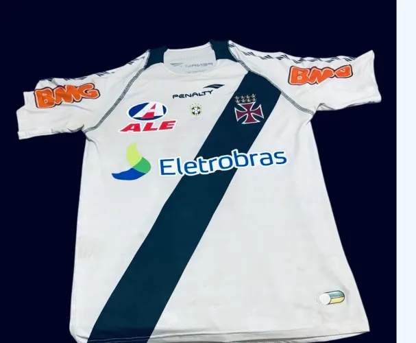 Camisa Vasco 2012 escudo de campeão da Copa do Brasil 2011 TAM G item histórico
