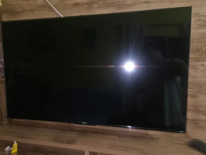 Smart tv semp Roku 50 com defeito