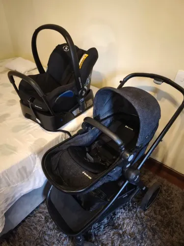 Carrinho de Bebê + Bebê Conforto - Maxi Cosi Anna