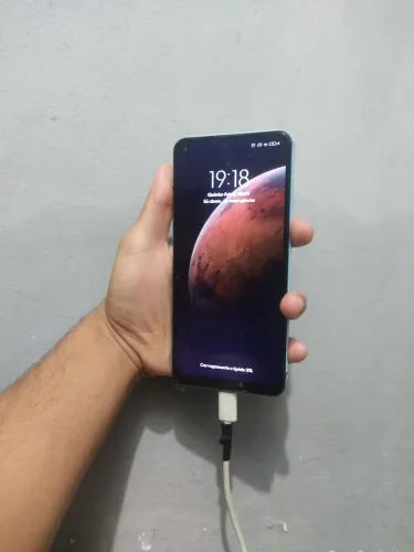Redmi note 9 - usado (tela trincada)