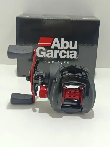 Carretilha de Pesca Abu Garcia Black Max Bmax3 Esquerda