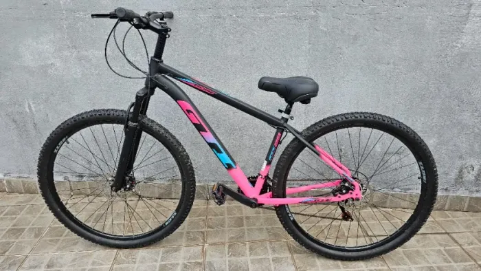Duas bicicletas aro 29