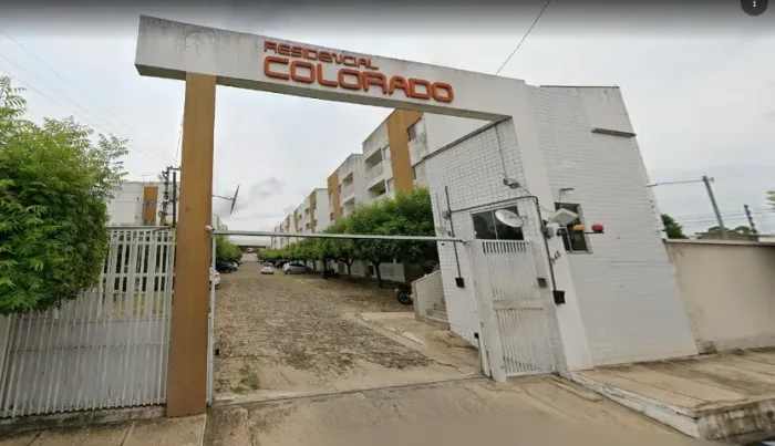 Alugo apto condominio colorado ms