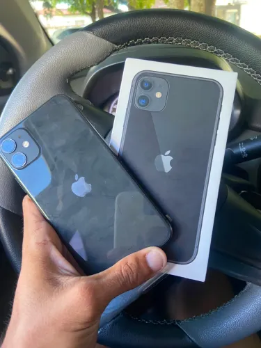 iPhone 11