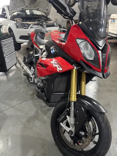 BMW S1000XR