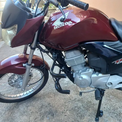 Moto pouco rodada moto praticamente nova