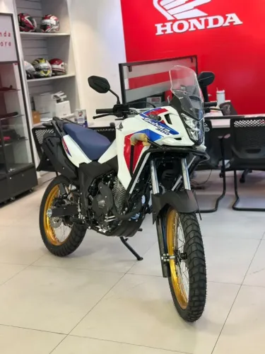 Honda XRE 300 Sahara ADV 2027