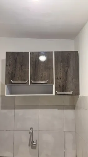 VENDO ARMÁRIO AÉREO DE COZINHA ?