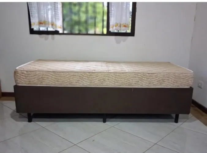Camas semi-novas com 2 meses de uso