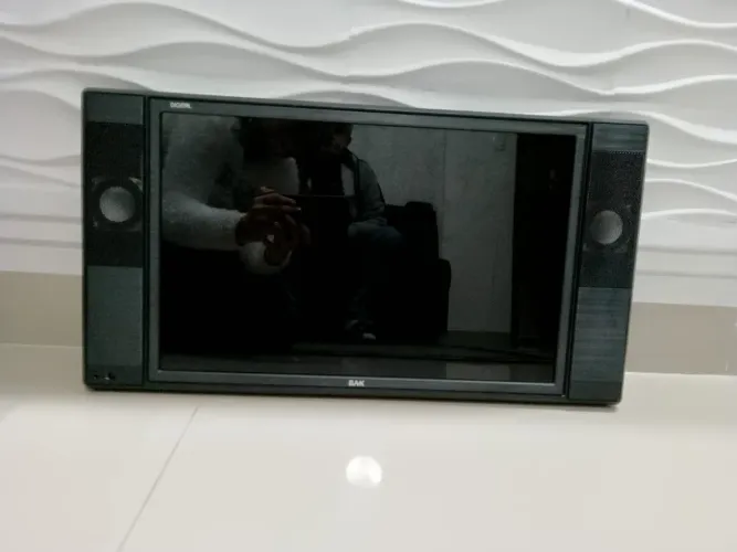 Tv 17 polegadas BAK 