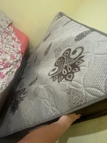 Colchão a venda de casal
