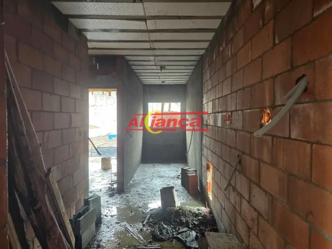 APARTAMENTO NOVO COM QUINTAL E AR CONDICIONADO!