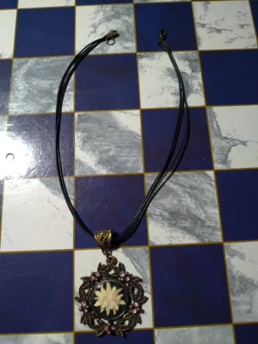 Colar feminino Flor de Edelweiss