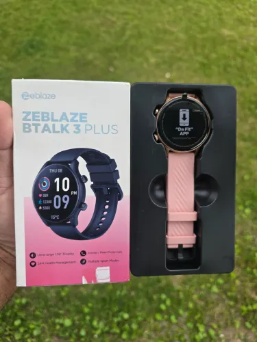 Zeblaze SmartWatch top