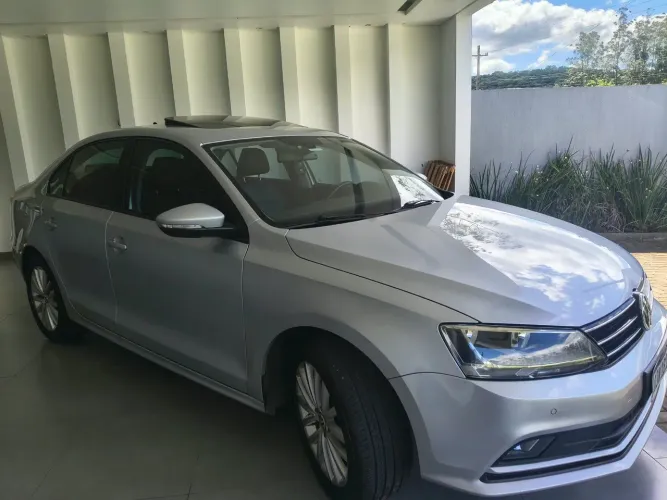 Volkswagen Jetta Comfortline 2.0 T.flex 8V 4P Tipt. 2016