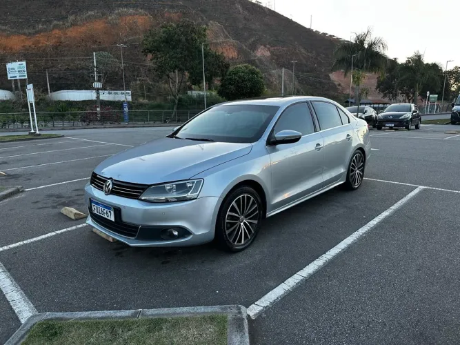Volkswagen Jetta Highline 2.0 TSI 16V 4P Tiptronic 2014