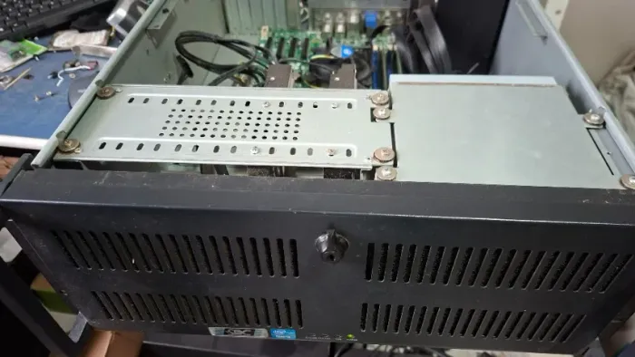 Servidor em Gabinete Rack