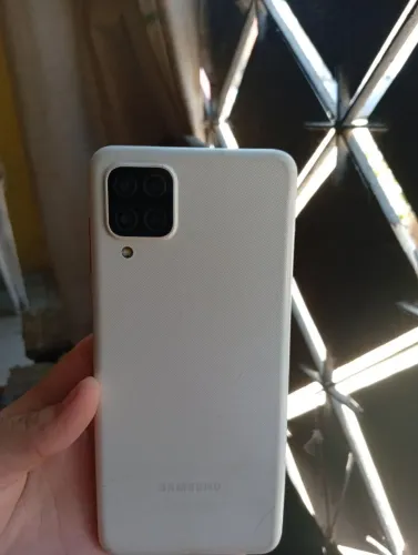 Vendo A12 Samsung perfeita condição