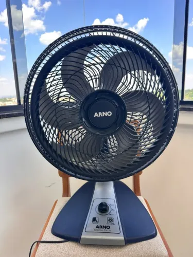 Ventilador de Mesa Arno Silence Force 40cm - Perfeito Estado