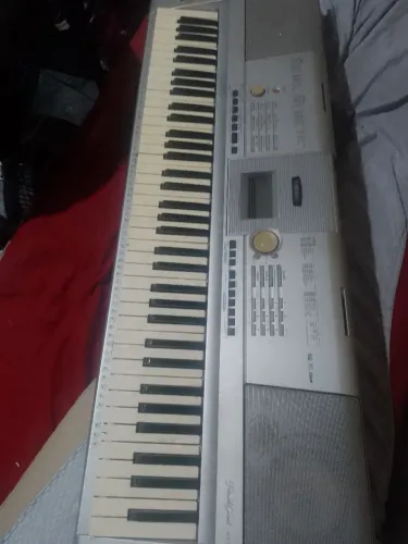 Teclado Yamaha