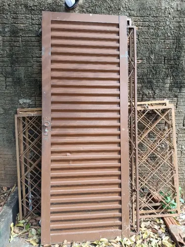 Porta de ferro
