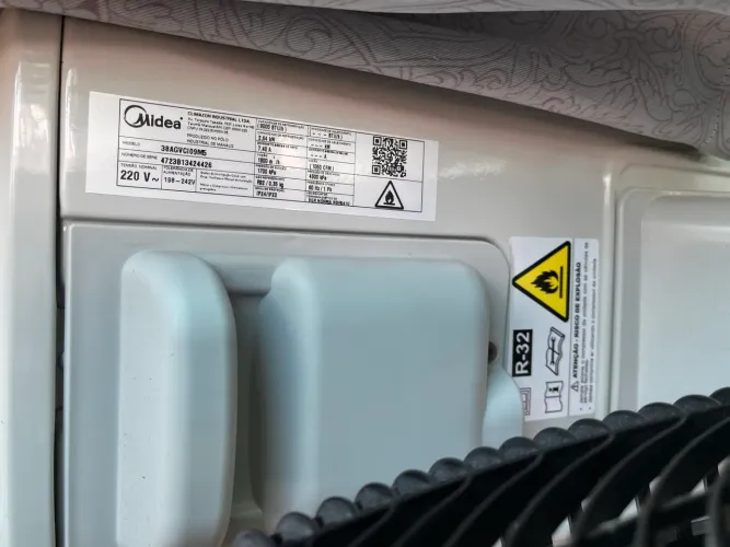 Ar condicionado Midea 9000