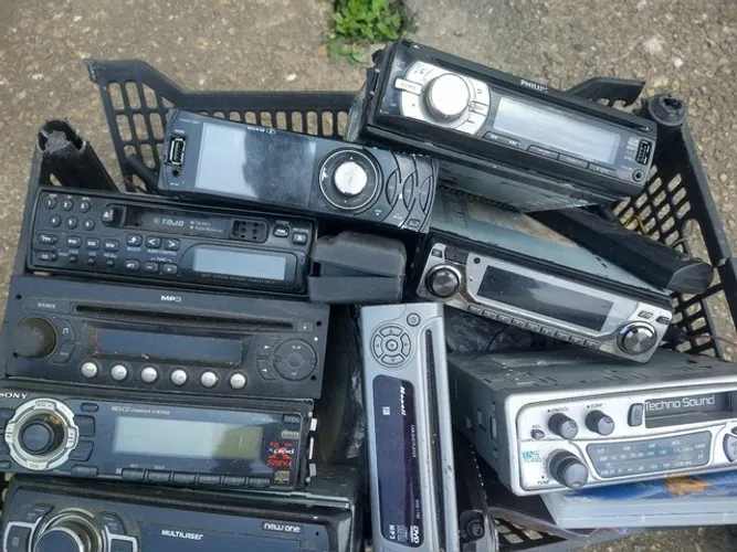 Rádio de carro diversos toca fita cd dvd antigos 135, qquer um