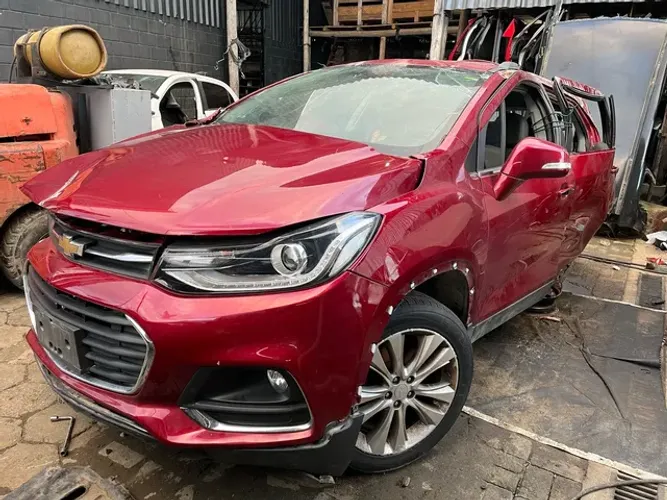 Sucata tracker premier 1.4 2018 ( Vendo peças )