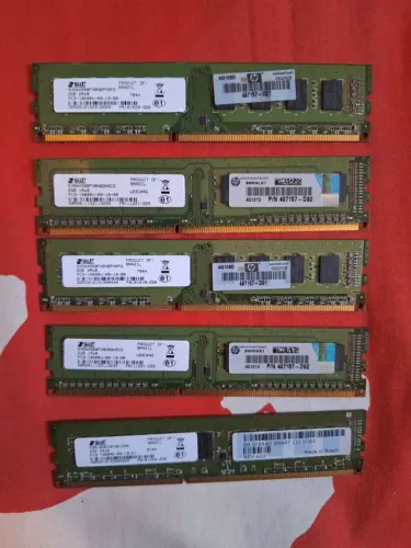 Memória RAM 2GB DDR3 PC3-10600 784H SMART