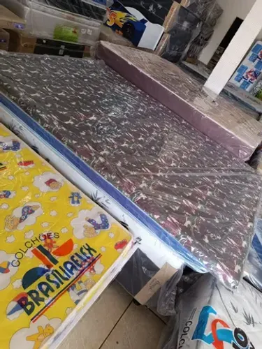COLCHONETE DE CASAL NOVO 