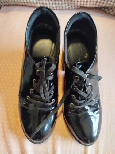 Sapato Feminino Preto Verniz Tratorado