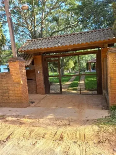 Sítio à venda, 3 quartos, 1 suíte, 2 vagas, Branquinha - Viamão/RS