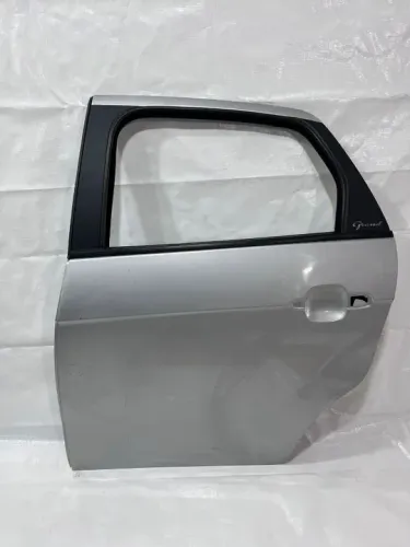 Porta Traseira Esquerda Fiat Grand Siena Essence 1.6 2018              