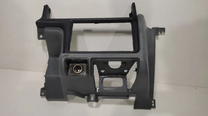 Moldura radio Toyota Hilux 3.0 turbo 2004