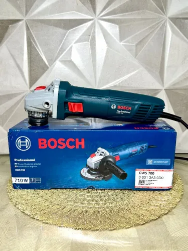 Esmerilhadeira Bosch 710w - Potência, Conforto e Durabilidade