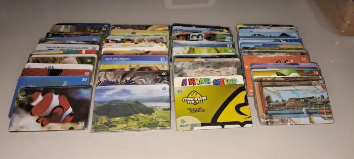 Coleção de Cartões Telefônicos Antigos com 87 séries completas 