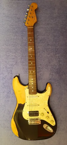 Fender Stratocaster estilo Mike McCready 1960 Relic-Style (APENAS VENDA)