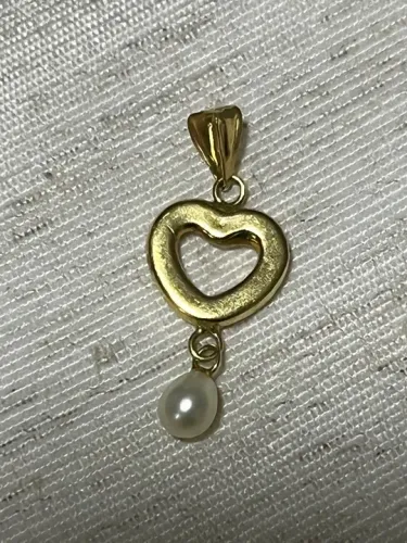 Pingente de ouro com pérola Monte Carlo